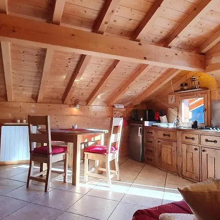 Bienvenue Dans Notre Chalet! Les Sitelles Daire *